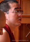 Жигжет-лама  в Тактен хаузе переводит Учение Богдо гегена Ринпоче